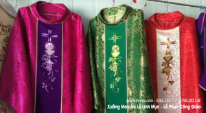 Mẫu áo lễ linh mục màu xanh đẹp