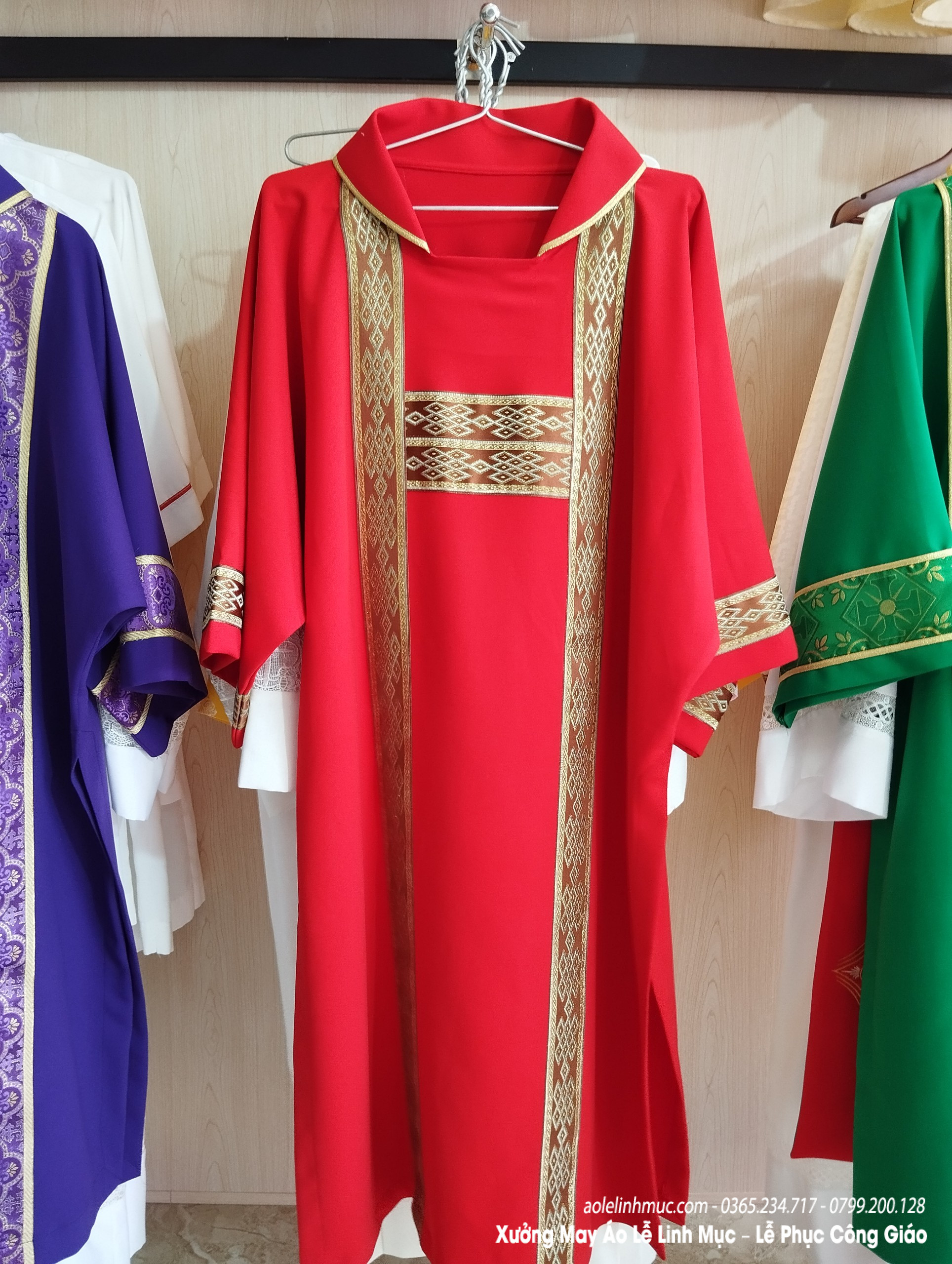 Mẫu Áo Thầy Phó Tế Đẹp Nhất