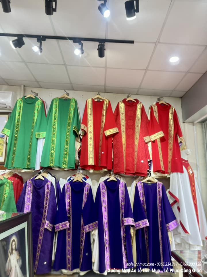 Mẫu Áo Thầy Phó Tế Đẹp Nhất