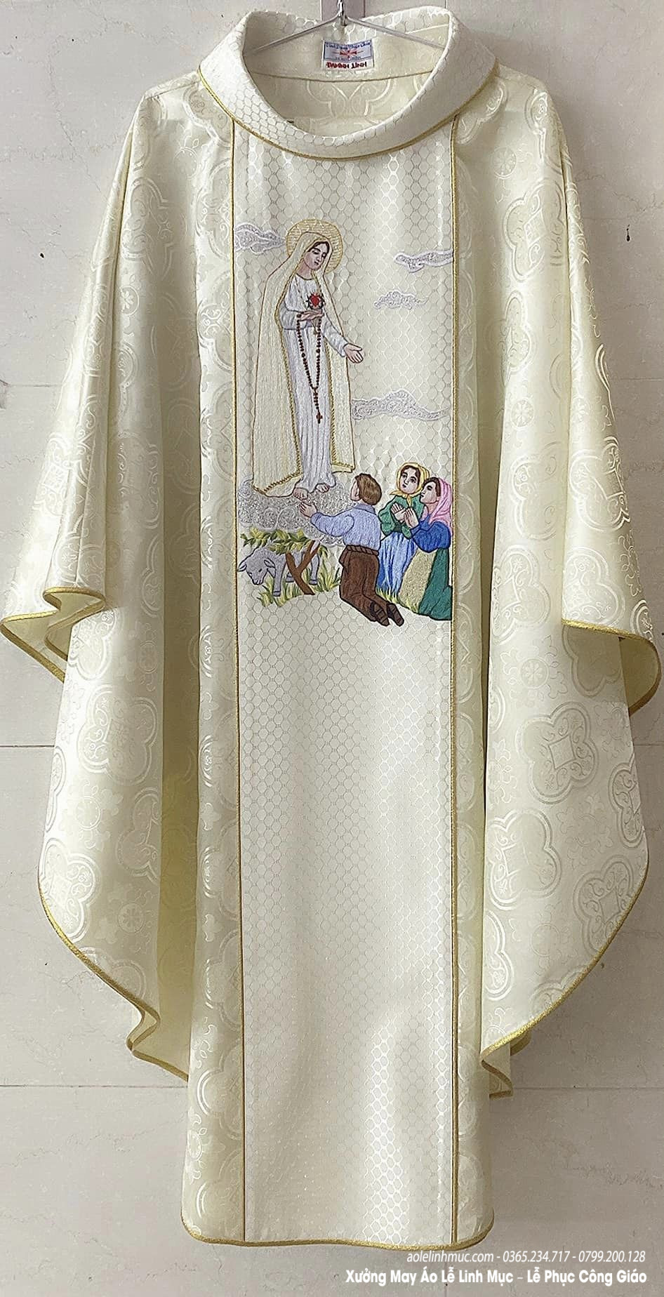 Mẫu áo lễ linh mục Đức Mẹ Fatima đẹp nhất
